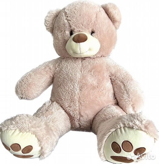 Большой плюшевый медведь