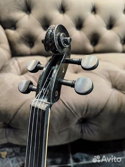 Скрипка 4/4 + аксессуары (комплект)