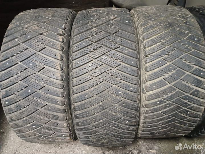 Goodyear Ultra Grip Ice Arctic 2 245/45 R18