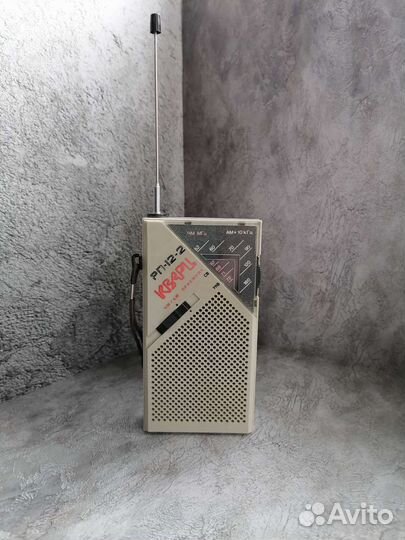 Радиоприемник СССР Кварц рп-12-2
