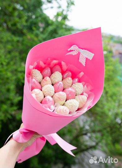 Букет из клубники в шоколаде S размера