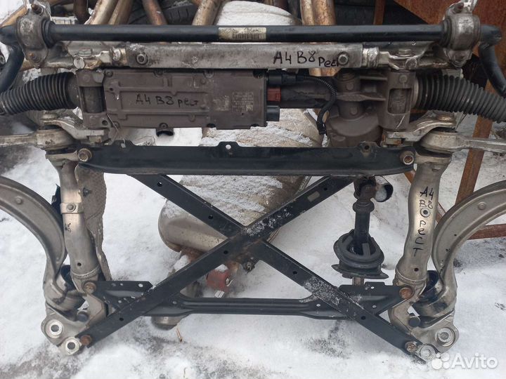 Подрамник передний Audi A4 B8 рест