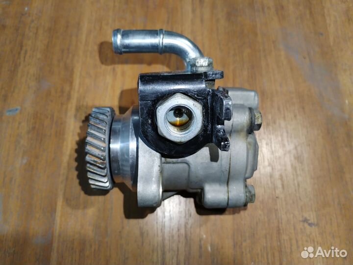 Насос гидроусилителя zd30