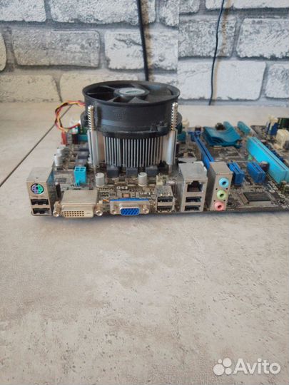 Комплект h61 lga1155/i5 4ядра/8gb ddr3 Kingston