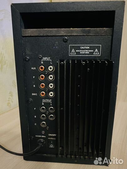 Defender саб и усилитель 5.1