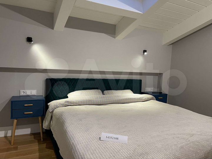 2-к. квартира, 58 м², 2/4 эт.