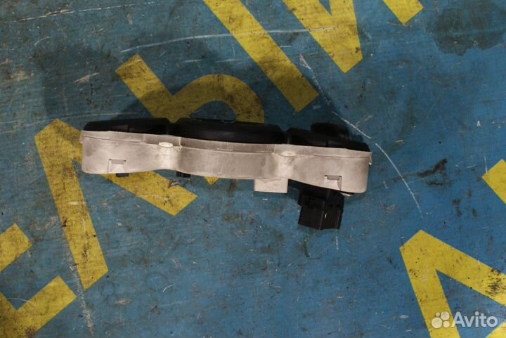 Блок управления печкой Ford Focus 1