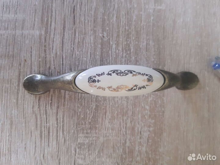 Ручки для кухонного гарнитура