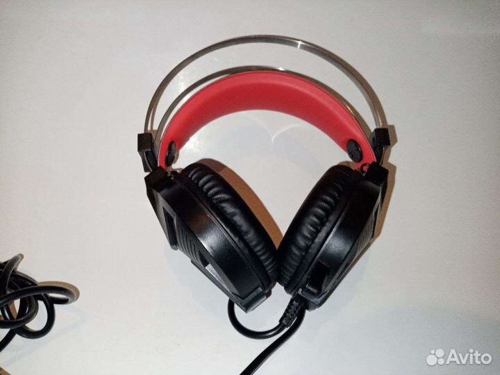 Игровые наушники