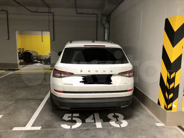 Машиноместо, 14 м²