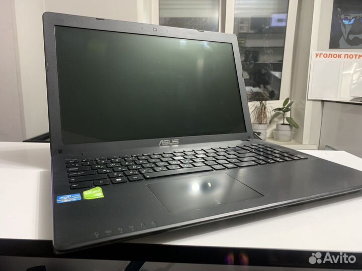 Ноутбук Asus F552C на i5