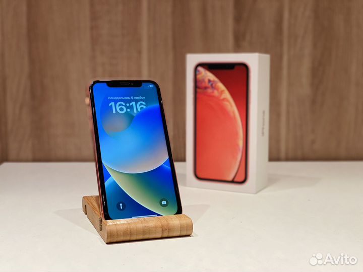 iPhone Xr, 64 ГБ