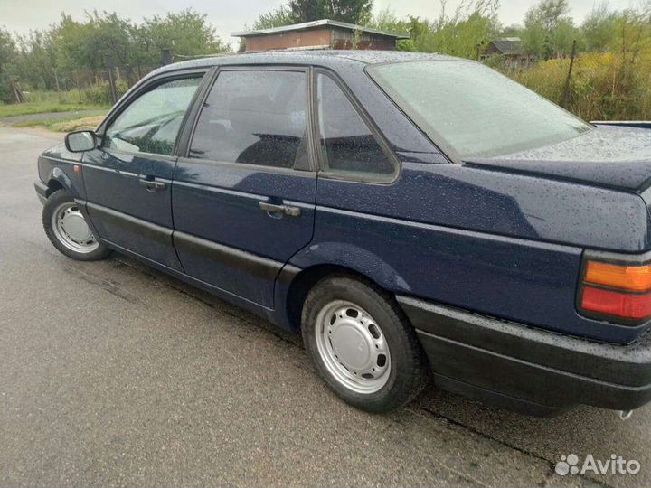 Volkswagen Passat, 1992