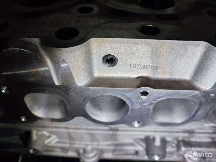 Головка двигателя D4CB