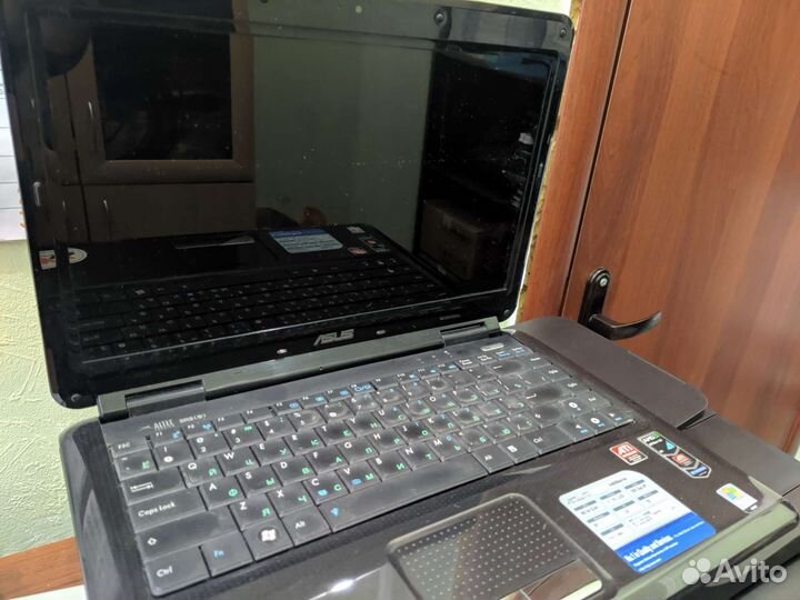 Ноутбук Asus (4 Гб, SSD, двухъядерный)