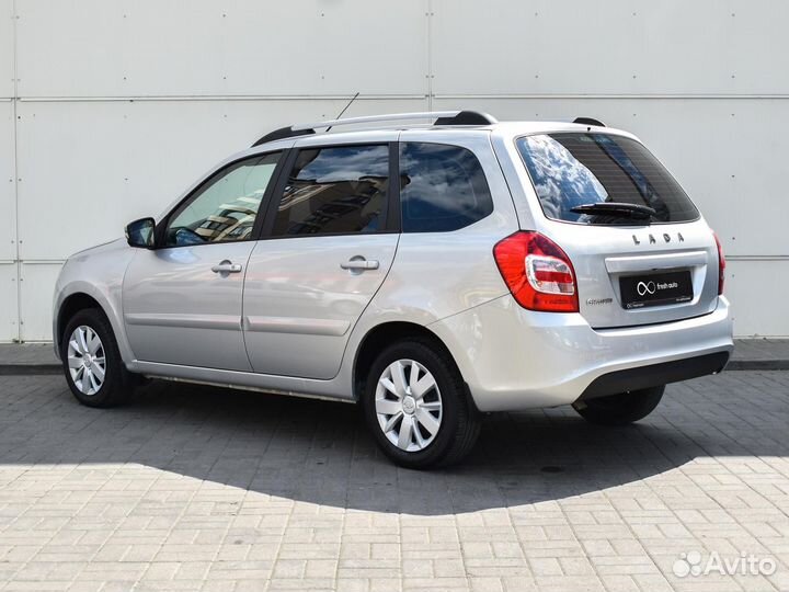 LADA Granta 1.6 МТ, 2021, 49 126 км