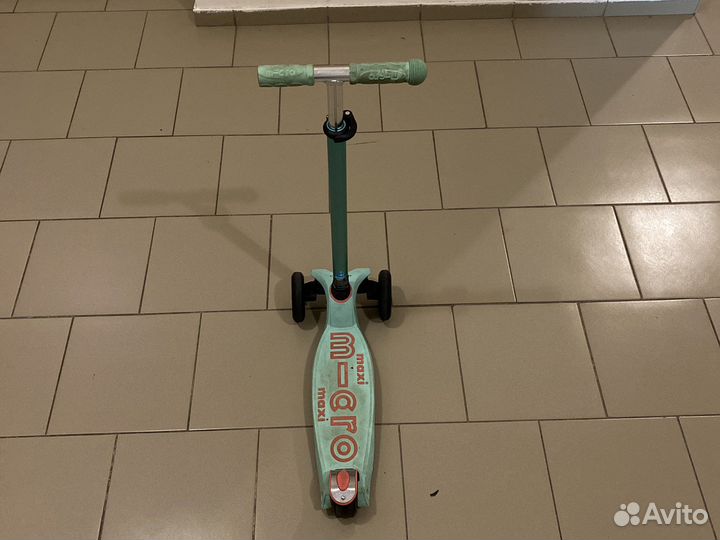 Самокат Maxi Micro Deluxe