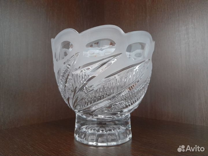 Хрустальная ваза салатница конфетница