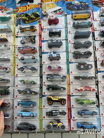 Машинки Hot Wheels 2022