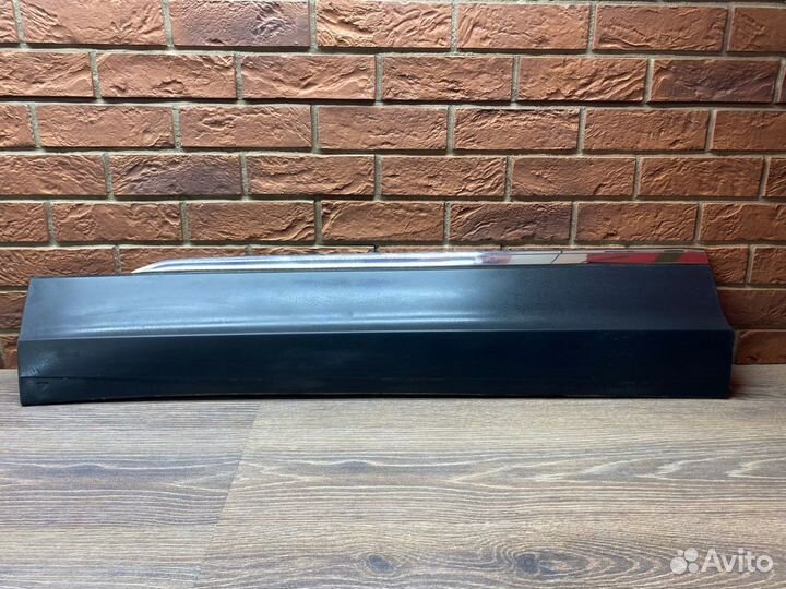 Накладка двери передней левой Vw Tiguan 2017-2023