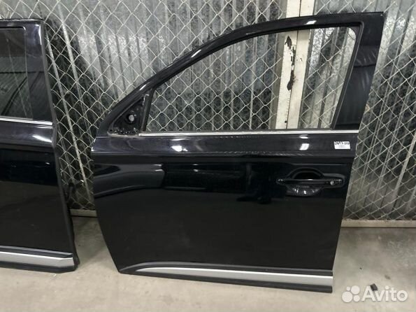 Дверь передняя левая Mitsubishi Outlander 3 Gf