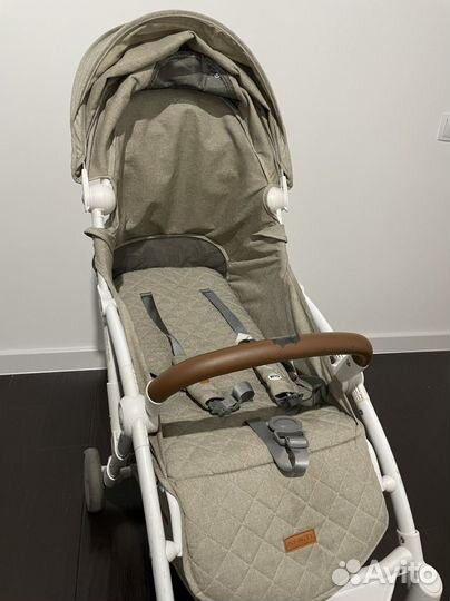Прогулочная коляска infiniti