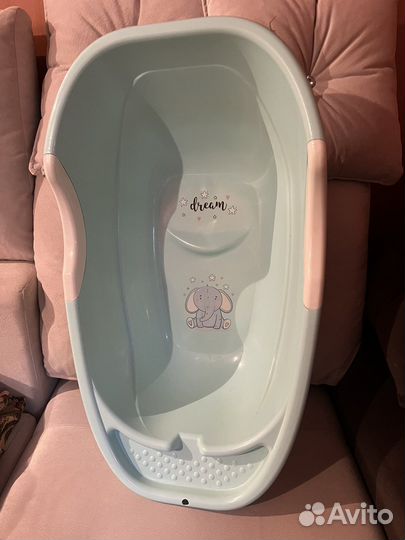 Ванночка для купания с горкой