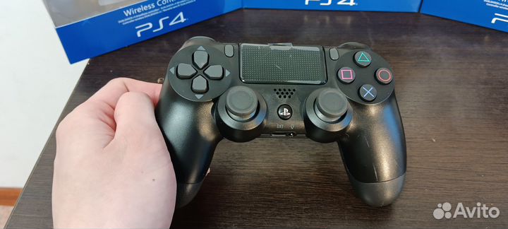 Джойстик ps4 dualshock чёрный