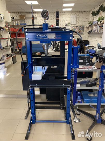 Пресс напольный 20 тонн