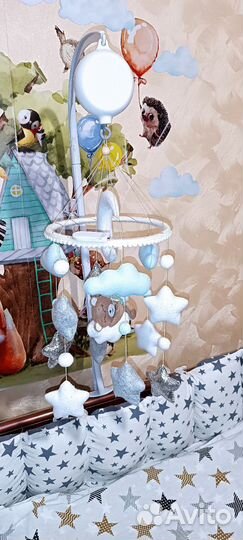 Музыкальный мобиль на кроватку из фетра