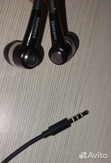 Наушники гарнитура Samsung б.у
