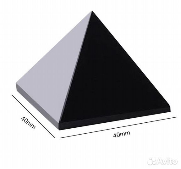 Статуэтка пирамида