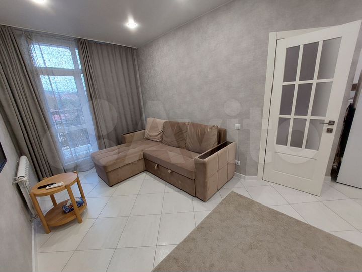 1-к. квартира, 46 м², 7/17 эт.