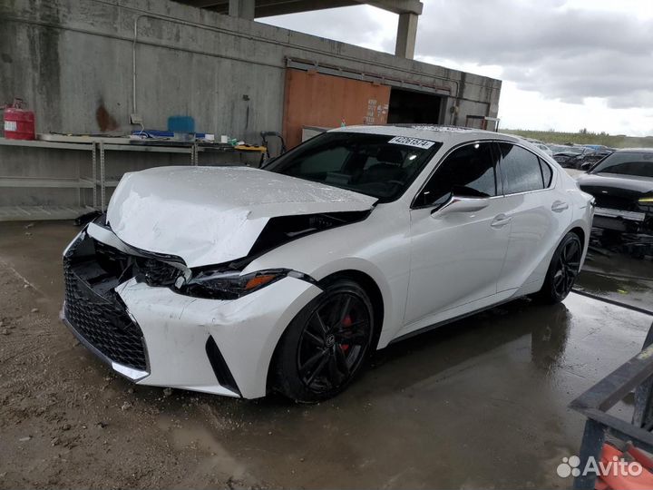 Lexus IS 300 2.0L Оригинал запчасти с разборки