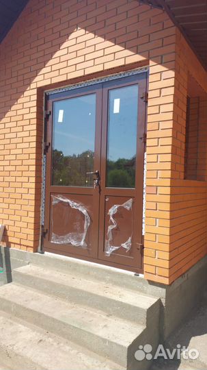 Пластиковые окна / двери / витражи