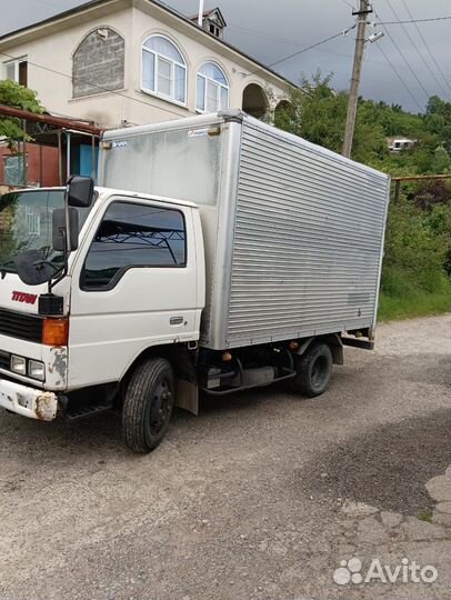 Mazda Тitаn цельнометаллический, 1990