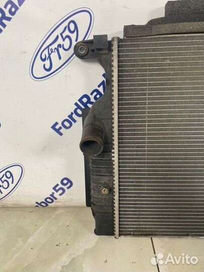 Радиатор двс Toyota Avensis T270 2009-2011