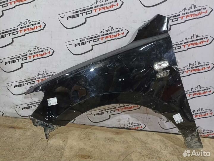 Крыло hyundai santa FE CM 663102B270 переднее лево