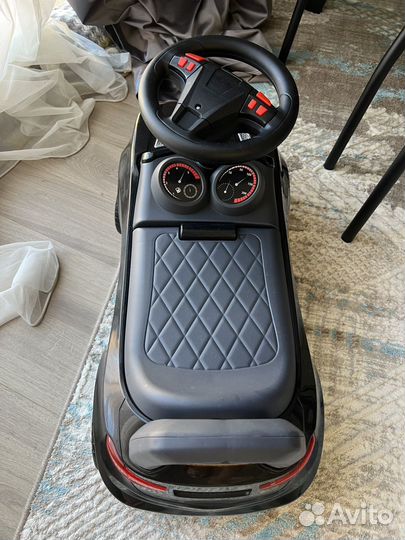 Машинка игрушка