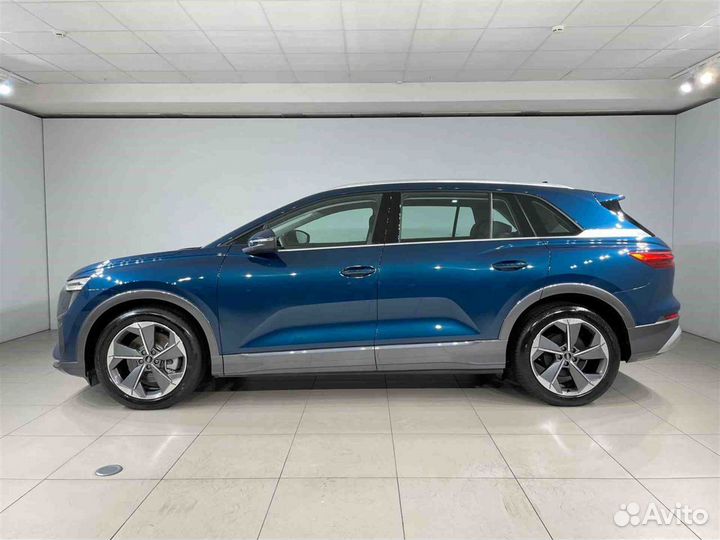 Audi Q5 e-tron 204 л.с. AT, 2022