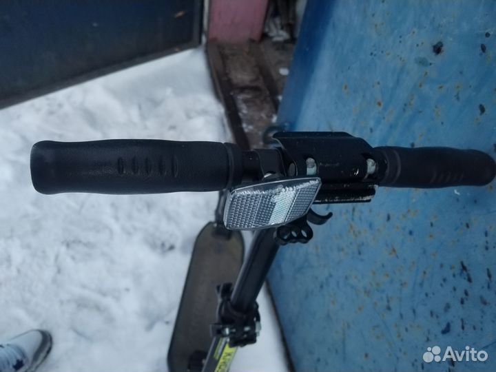 2 самоката, 1 трюковой, 2 для катания