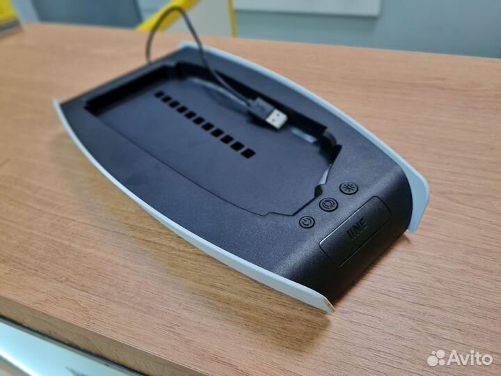 Подставка с подсветкой для PS5 Line L898