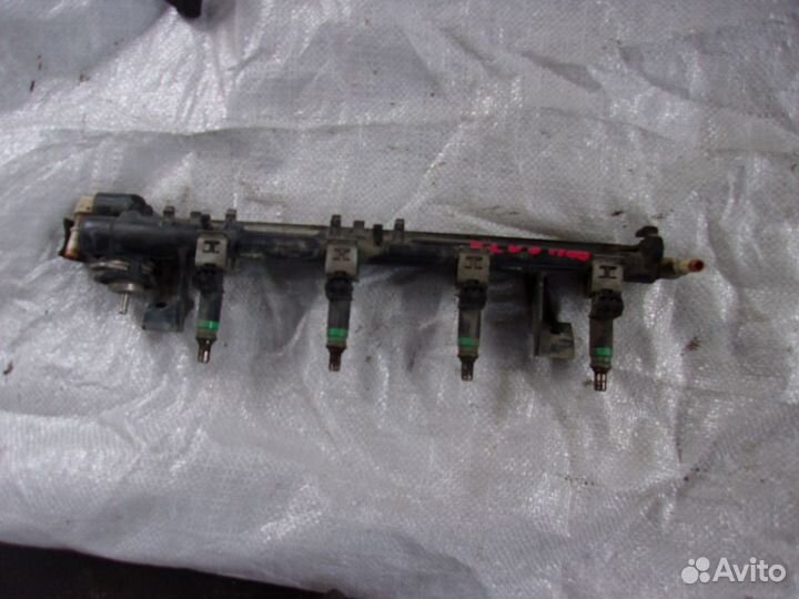 Форсунка топливная Ford Fiesta 2004-2008 г