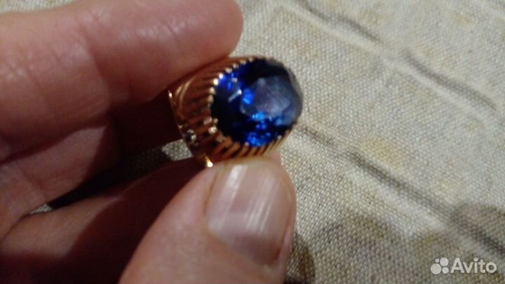 Перстень с корундом