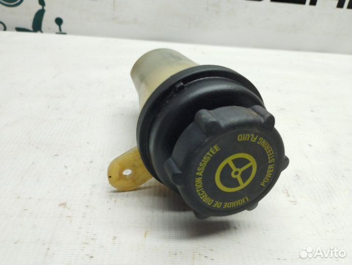 Бачок гидроусилителя Ford Focus хэтчбек 2010