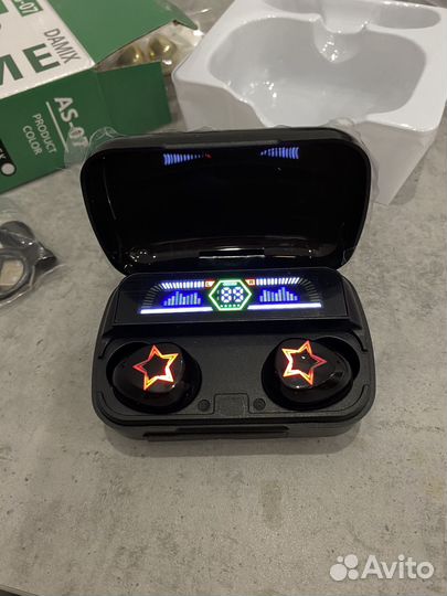 Беспроводные наушники новые