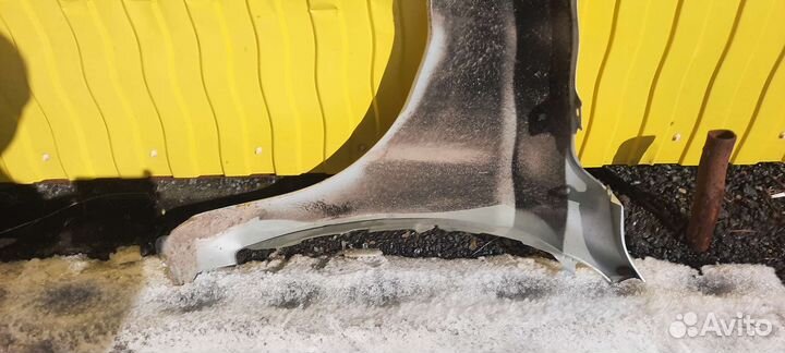 Крыло Vesta переднее правое