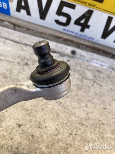 Рычаг передний верхний левый Audi A4, VW Passat B5