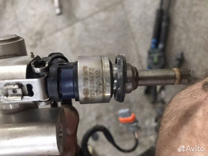 Топливные форсунки рампа Hyundai Sonata 6