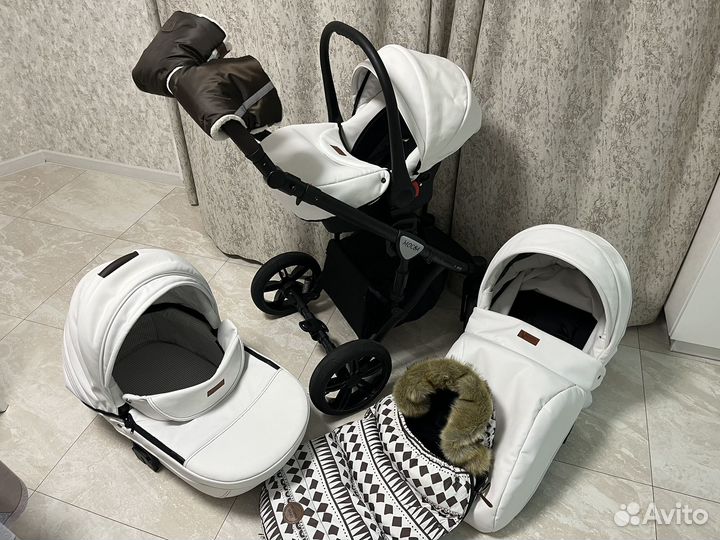 Прогулочная коляска 3 в 1 бу